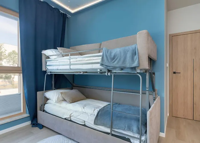 Spacious In With Sauna, Gym, Parking And Desk By Renters Prestige Daire