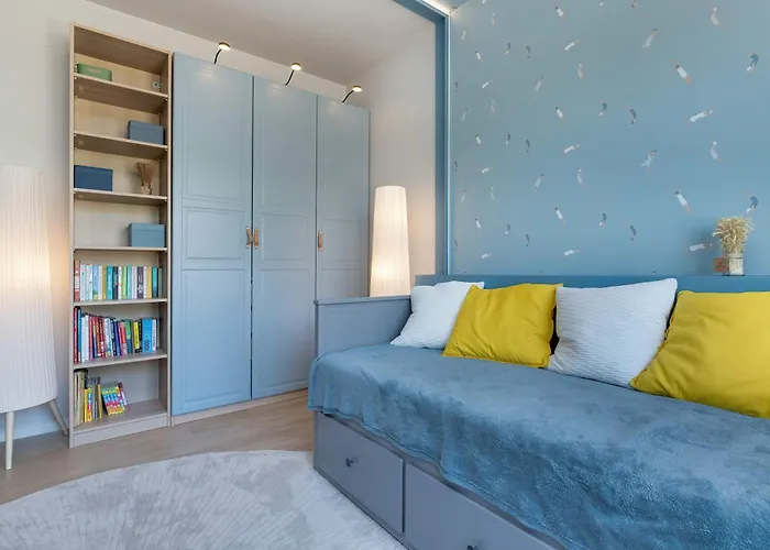 Spacious In With Sauna, Gym, Parking And Desk By Renters Prestige