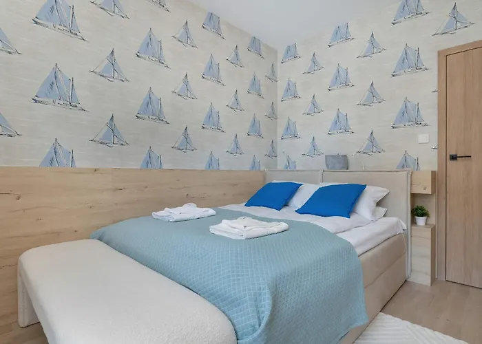 Spacious In With Sauna, Gym, Parking And Desk By Renters Prestige Daire