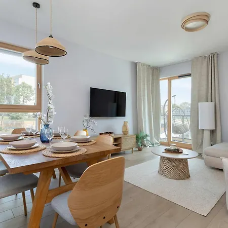 Spacious In With Sauna, Gym, Parking And Desk By Renters Prestige