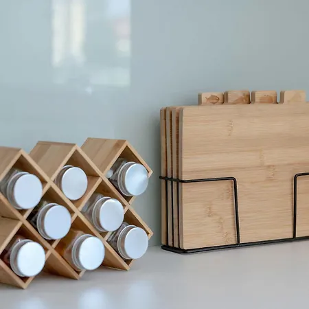 Spacious In With Sauna, Gym, Parking And Desk By Renters Prestige Appartement *