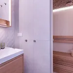 Spacious In With Sauna, Gym, Parking And Desk By Renters Prestige Gdansk